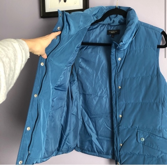 Talbots Womens Vest Small Down Fill Blue Puffer Jacket Zip Outer Wear Pocket - Picture 3 of 9